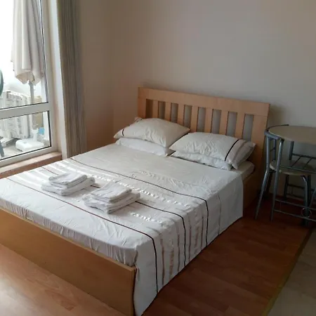 Sea View Apartment, Marina View Fort Beach, Апартаменты *